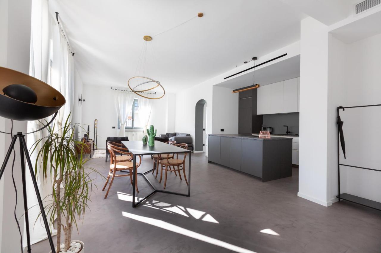 Апартаменты Sant'Ambrogio Bright And Stylish Flat Милан Экстерьер фото