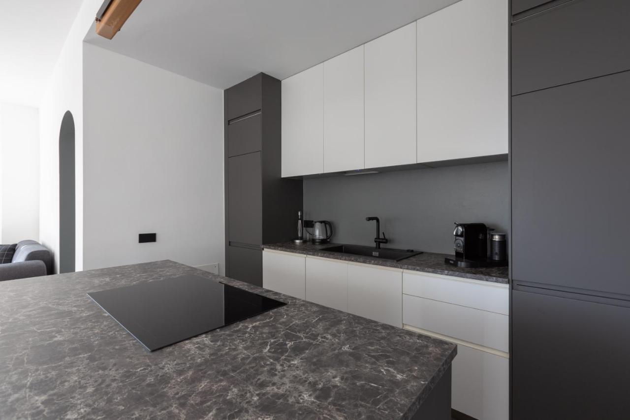 Апартаменты Sant'Ambrogio Bright And Stylish Flat Милан Экстерьер фото