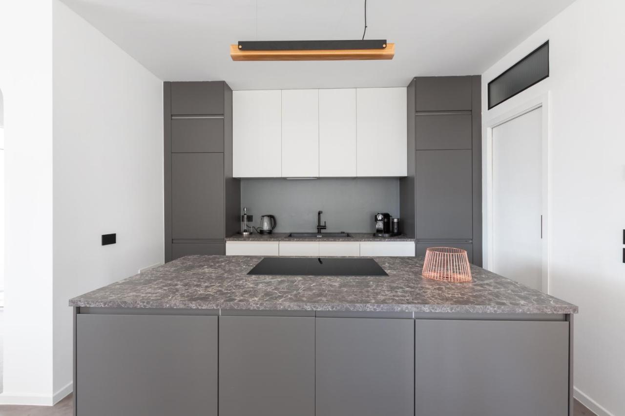 Апартаменты Sant'Ambrogio Bright And Stylish Flat Милан Экстерьер фото